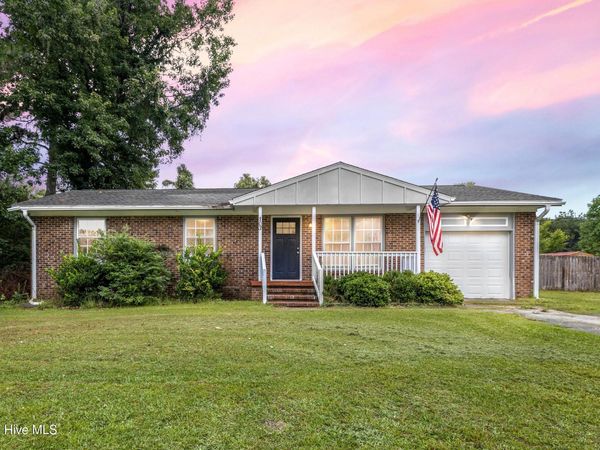 103 Hofmann Drive, Jacksonville, NC 28546