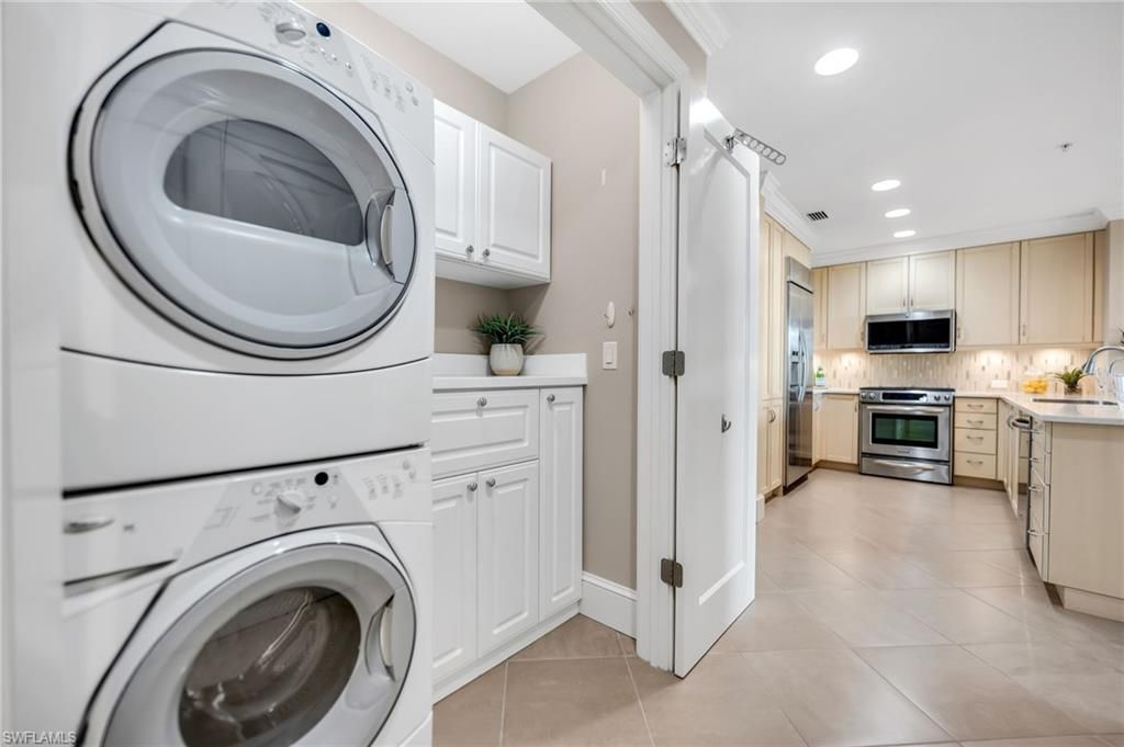 9115 Strada Pl, Unit 5414, Naples, FL 34108 Photo