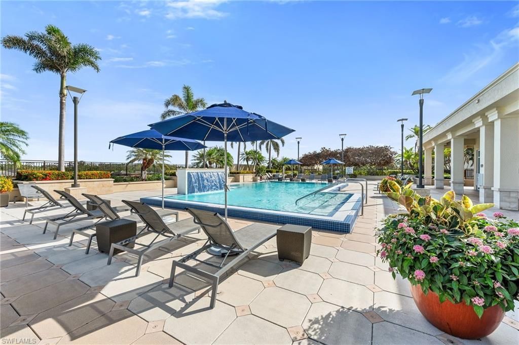 9115 Strada Pl , Unit 5414, Naples, FL 34108 Photo