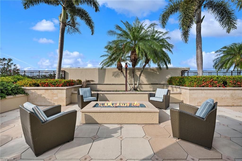 9115 Strada Pl, Unit 5414, Naples, FL 34108 Photo