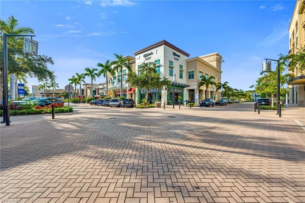 9115 Strada Pl, Unit 5414, Naples, FL 34108 Photo