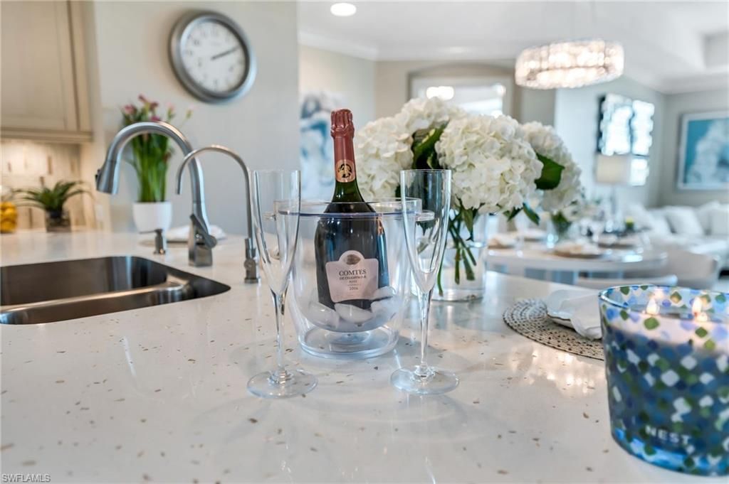 9115 Strada Pl, Unit 5414, Naples, FL 34108 Photo