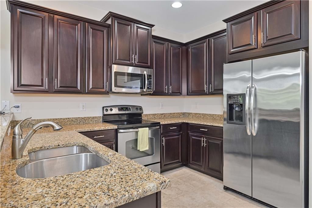 19531 Bowring Park Rd, Unit 106, Fort Myers, FL 33967 Photo