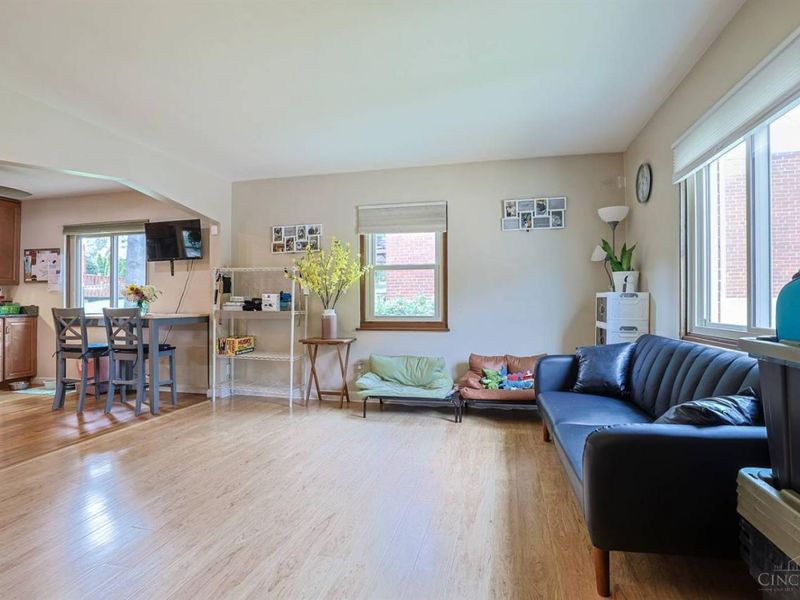 2855 Allview Circle, Cincinnati, OH 45238 Photo 7