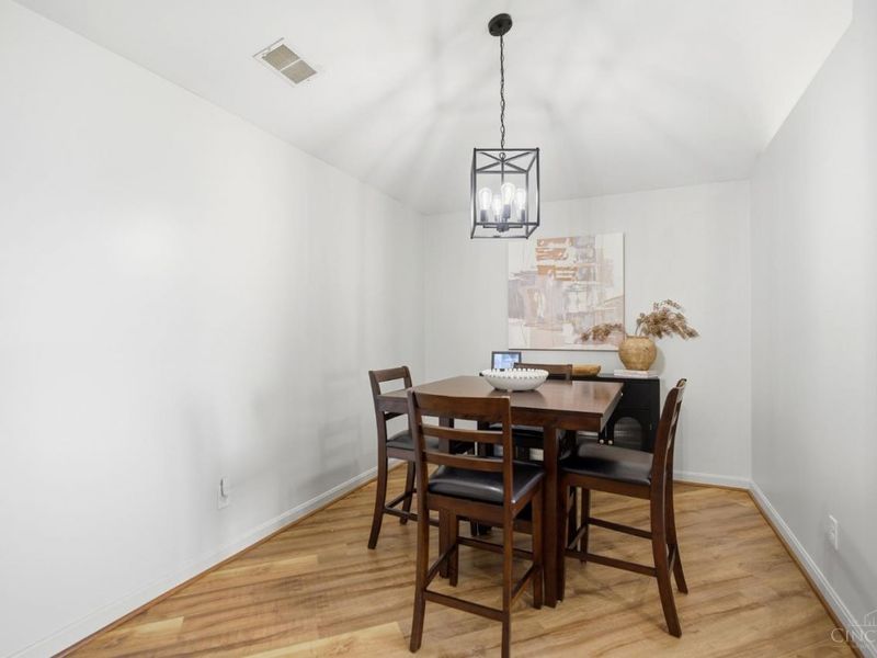 140 Palisades Point, Unit 5, Cincinnati, OH 45238 Photo 16