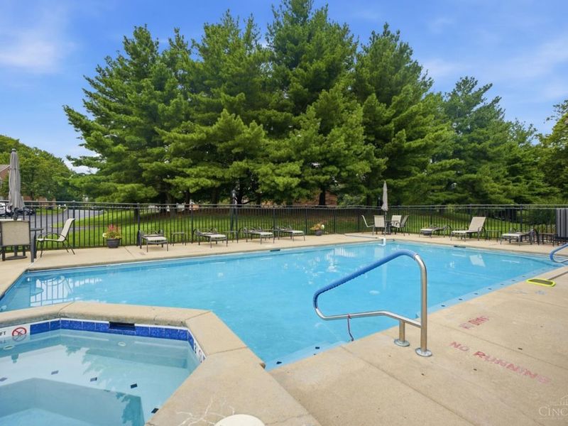 140 Palisades Point, Unit 5, Cincinnati, OH 45238 Photo 39