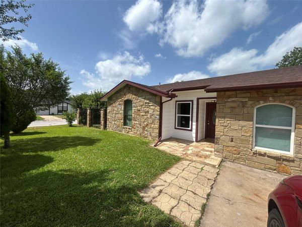 1909 Heathwood CIR, Round Rock, TX 78664