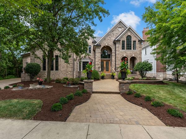 917 Jackson Avenue , Naperville, IL 60540