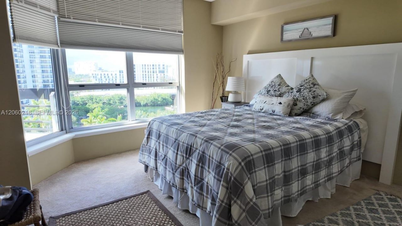 3600 Mystic Pointe Dr, Unit 1111, Aventura, FL 33180 Photo