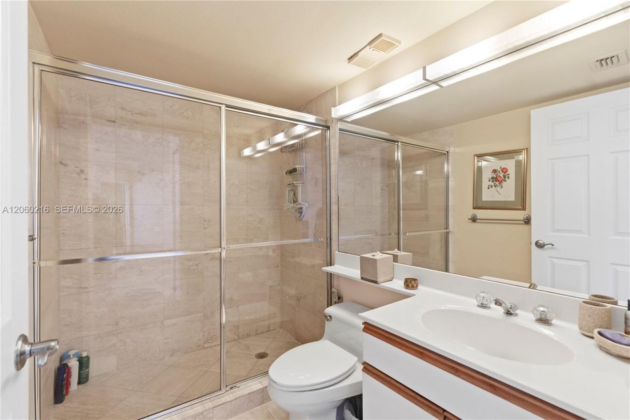3600 Mystic Pointe Dr, Unit 1111, Aventura, FL 33180 Photo