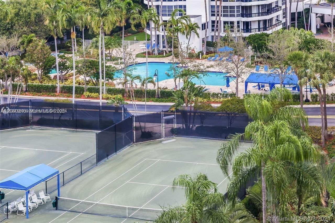 3600 Mystic Pointe Dr, Unit 1111, Aventura, FL 33180 Photo