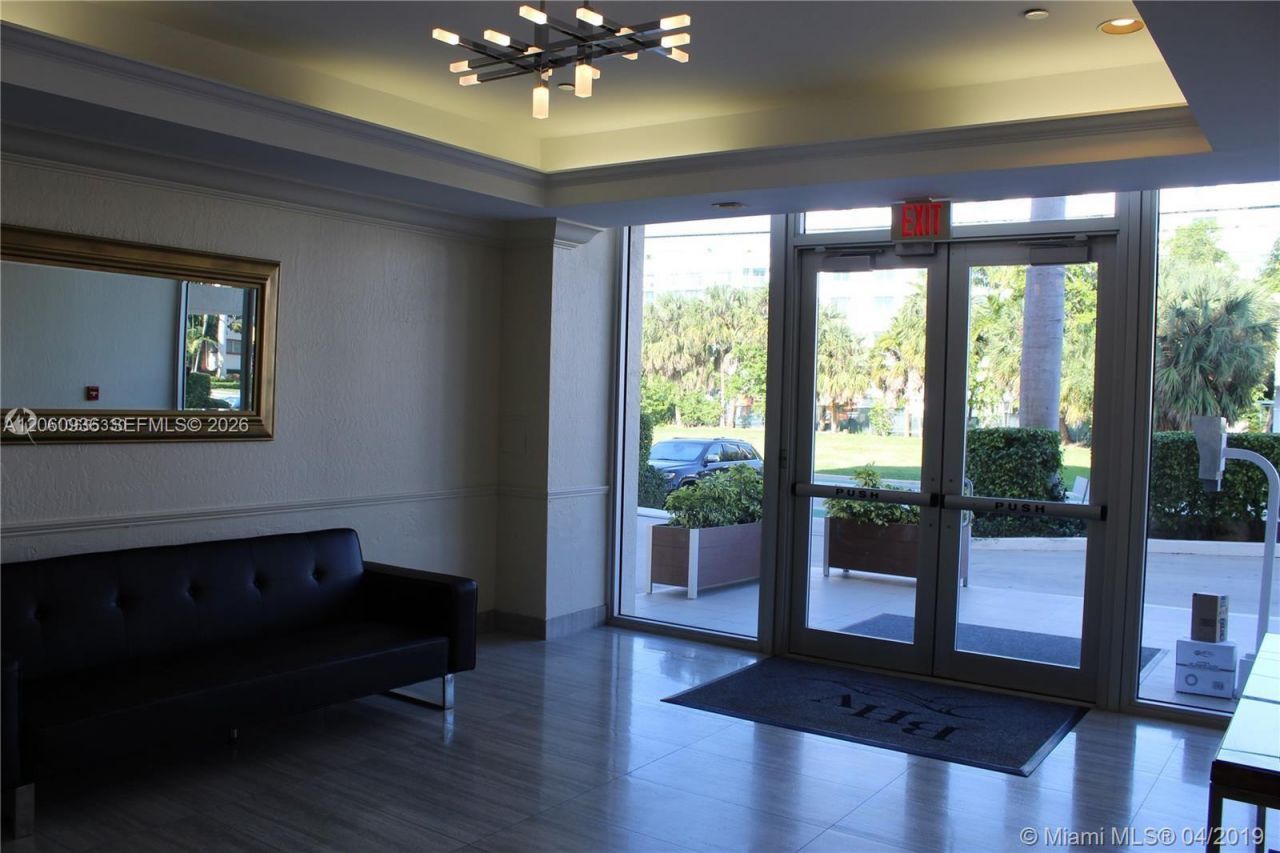 10140 W Bay Harbor Dr, Unit 603C, Bay Harbor Islands, FL 33154 Photo