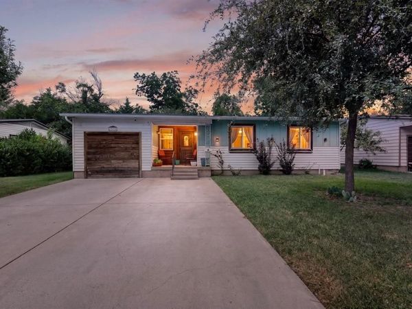 2539 Hearthstone Drive , Farmers Branch, TX 75234