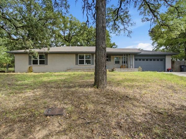 128 Redbird Lane N, Azle, TX 76020