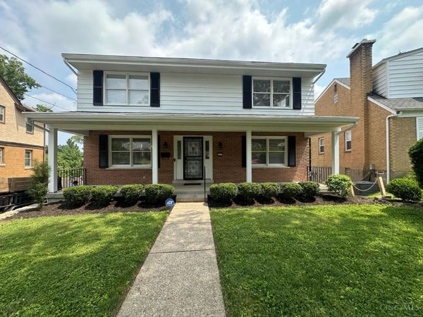 2715 Powell Drive, Cincinnati, OH 45211