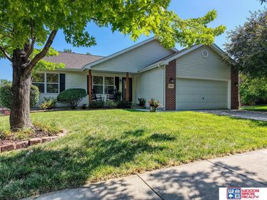 530 W Carrine Drive, Lincoln, NE 68521