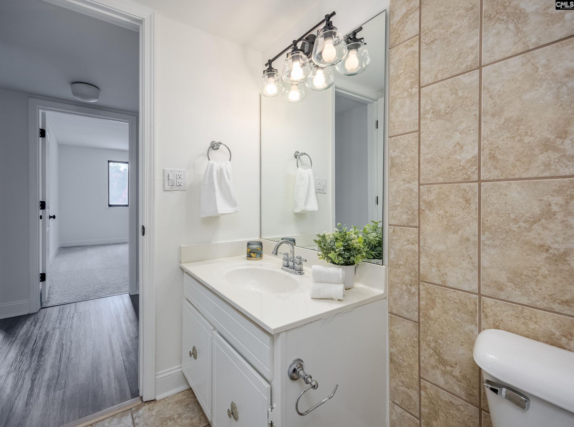 1825 St. Julian Place Photo 35