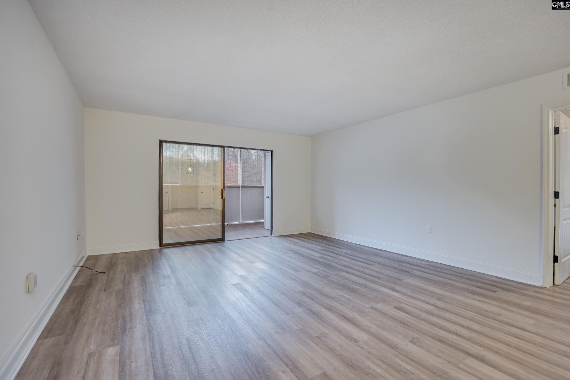 1825 St. Julian Place  Photo 9