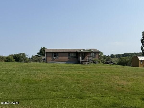 47 Spruce Swamp Road , Beach Lake, PA 18405