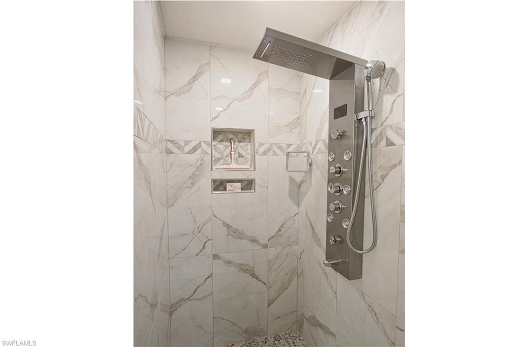 3250 Cypress Glen Way , Unit 403, Naples, FL 34109 Photo