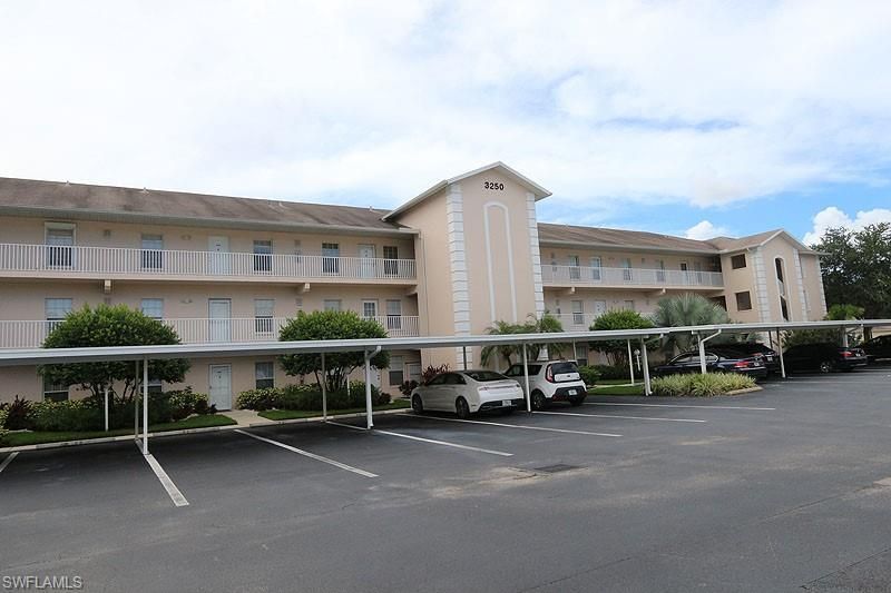 3250 Cypress Glen Way , Unit 403, Naples, FL 34109 Photo