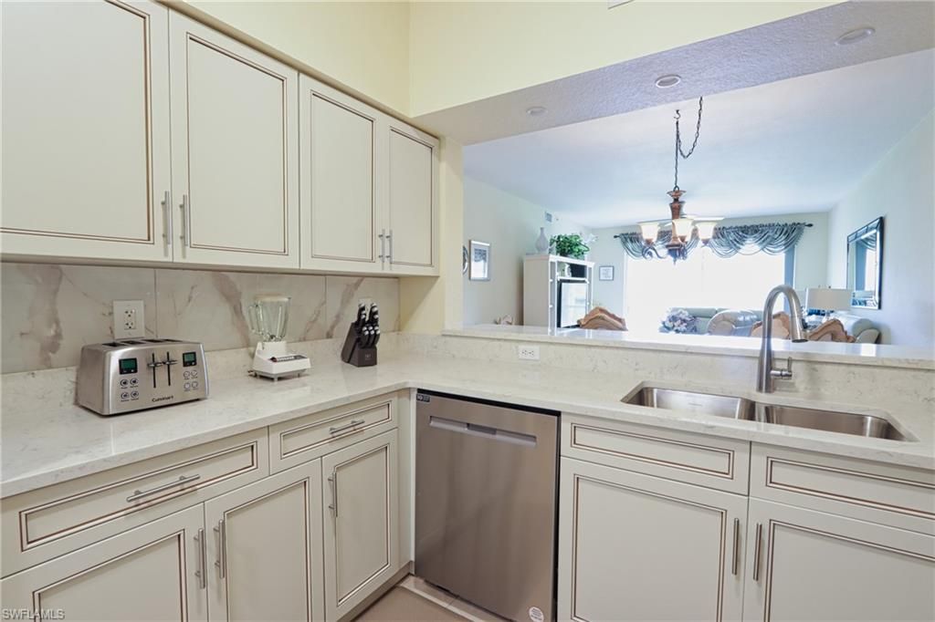 3250 Cypress Glen Way , Unit 403, Naples, FL 34109 Photo
