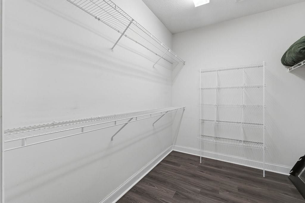4889 Westwind Dr. Photo 29