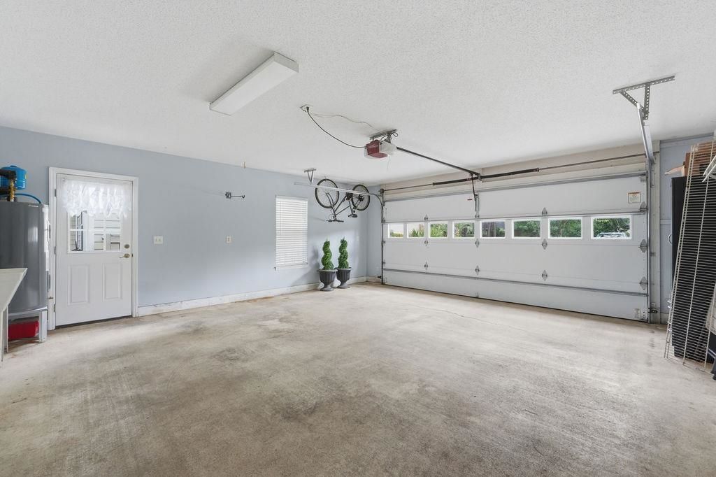 4889 Westwind Dr. Photo 41