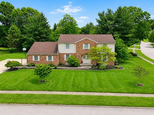 1206 Royal Oak Court, Mansfield, OH 44906