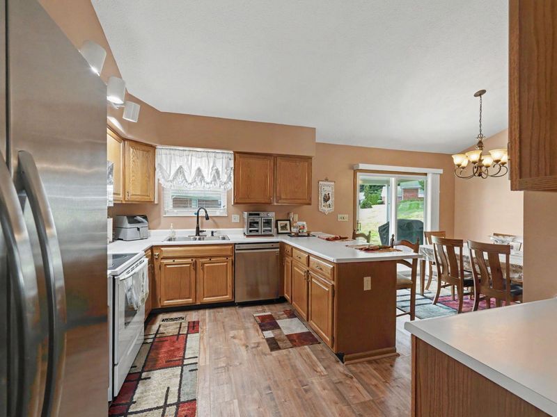 3221 Planters Grove , Springfield, OH 45503 Photo 6