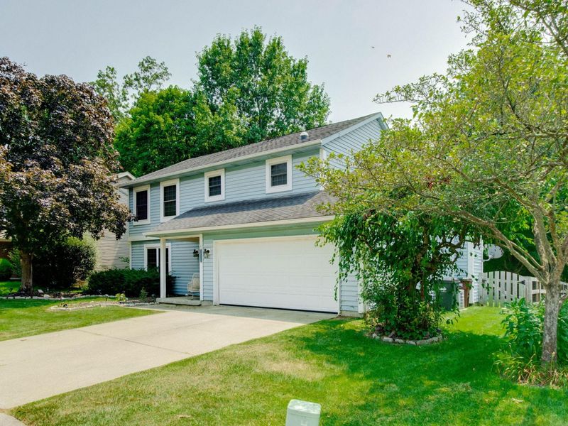 10175 Forestedge Lane, Miamisburg, OH 45342 Photo 2