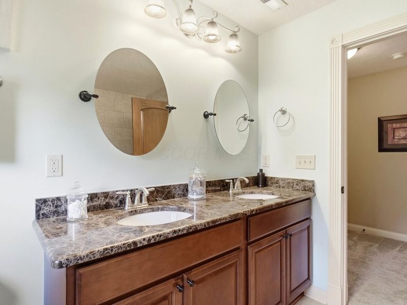 7182 N Hoover Reserve Court N, Westerville, OH 43081 Photo 58