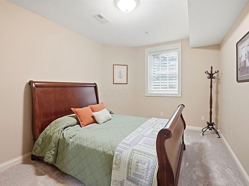 7182 N Hoover Reserve Court N, Westerville, OH 43081 Photo 81