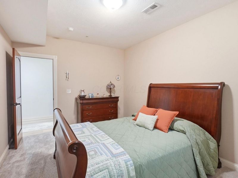 7182 N Hoover Reserve Court N, Westerville, OH 43081 Photo 83