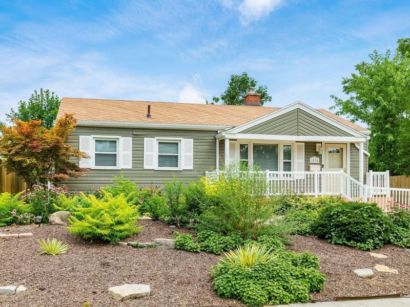 1834 E Beaumont Road , Columbus, OH 43224 Photo 3