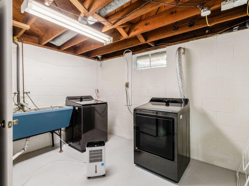 1834 E Beaumont Road , Columbus, OH 43224 Photo 49