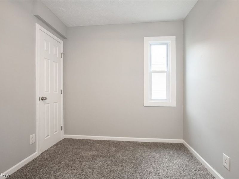 12215 Guardian Boulevard , Cleveland, OH 44135 Photo 14