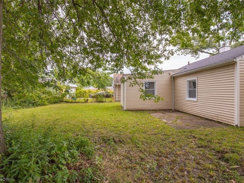 12215 Guardian Boulevard , Cleveland, OH 44135 Photo 18