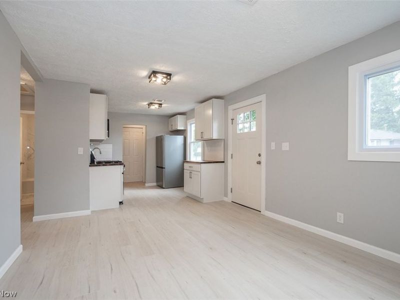 12215 Guardian Boulevard , Cleveland, OH 44135 Photo 3