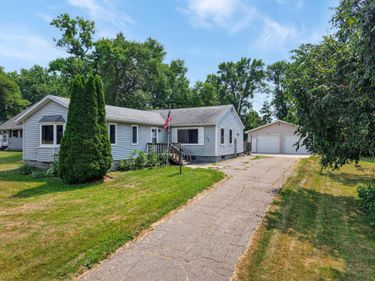 815 1st Street SE, Elbow Lake, MN 56531