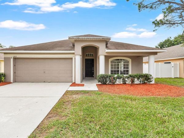 1422 LAKE SHORE RANCH DRIVE, SEFFNER, FL 33584