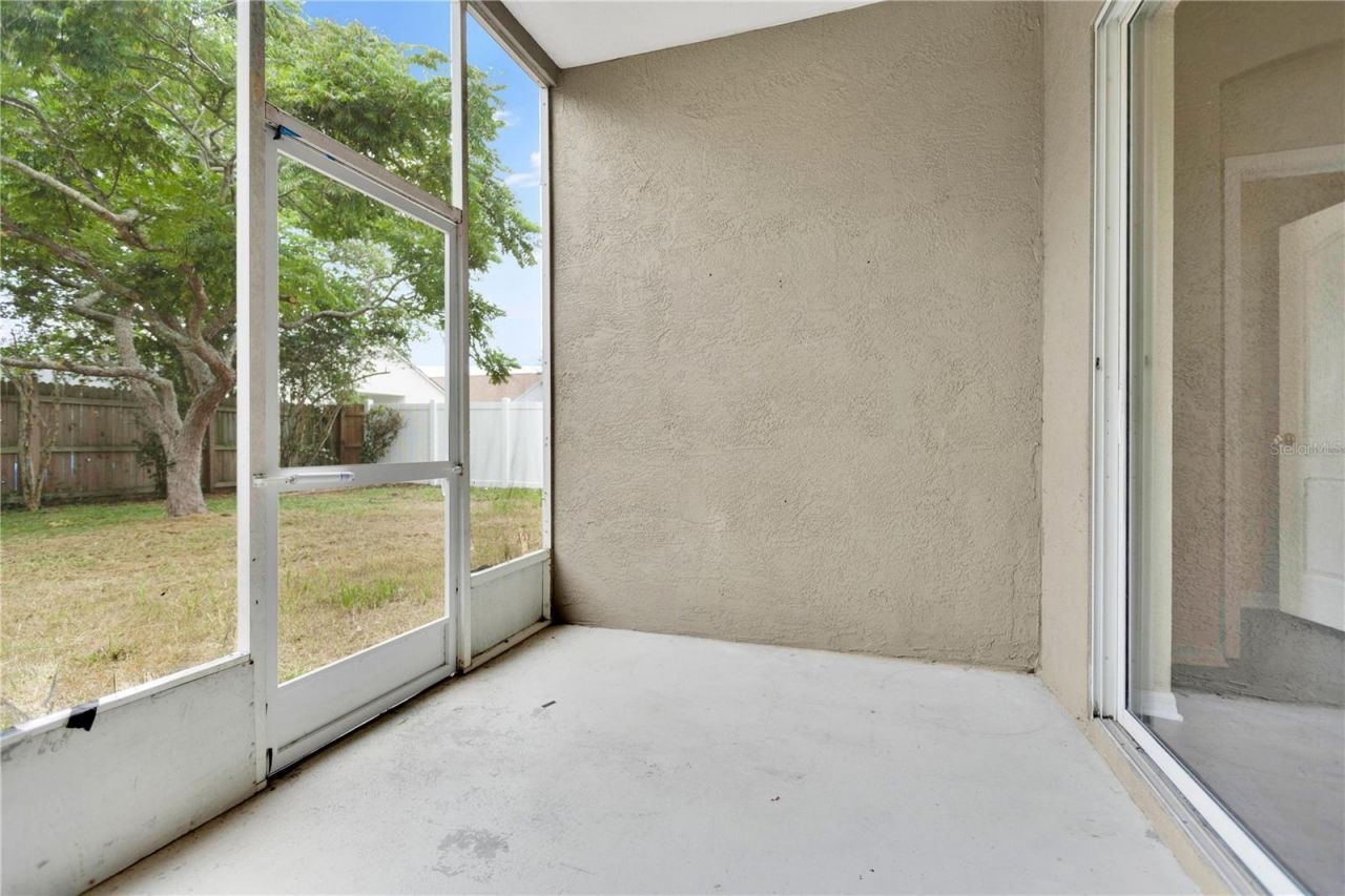 1422 Lake Shore Ranch Drive, Seffner, FL 33584 Photo