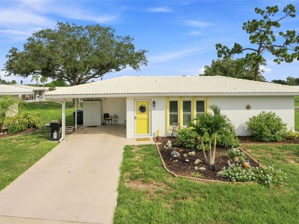 510 CIRCLEWOOD DRIVE , Unit P1-2, VENICE, FL 34293