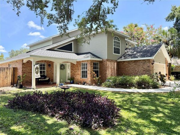9306 ALANBROOKE ST , TEMPLE TERRACE, FL 33637