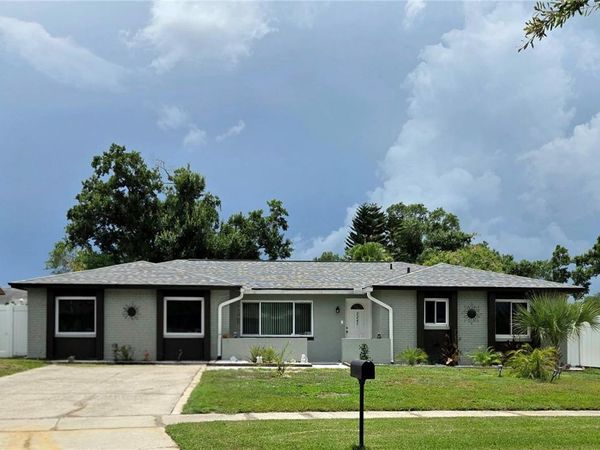 2245 ELIZABETH DRIVE , BRANDON, FL 33510