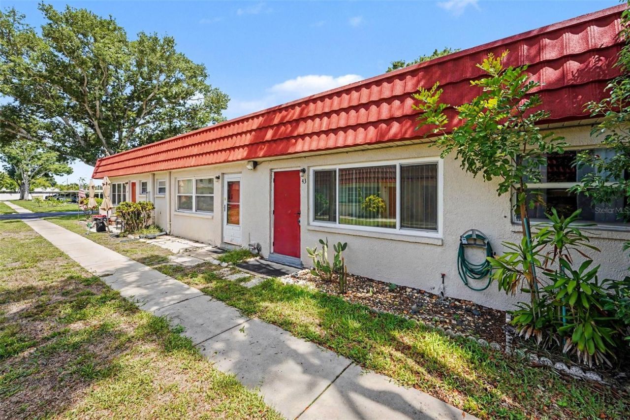5870 38th Avenue N, Unit 43, Saint Petersburg, FL 33710 Photo