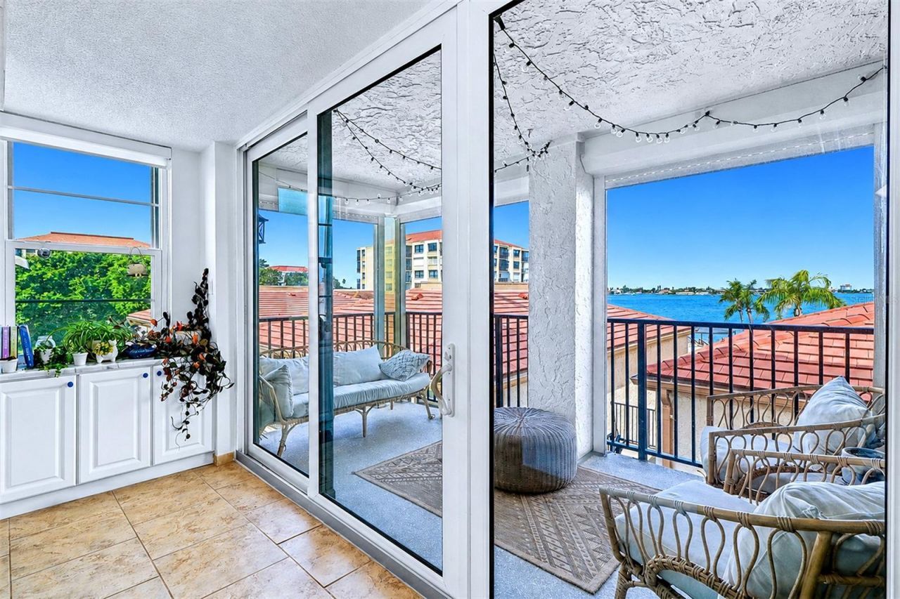 6145 Sun Boulevard, Unit 306, Saint Petersburg, FL 33715 Photo