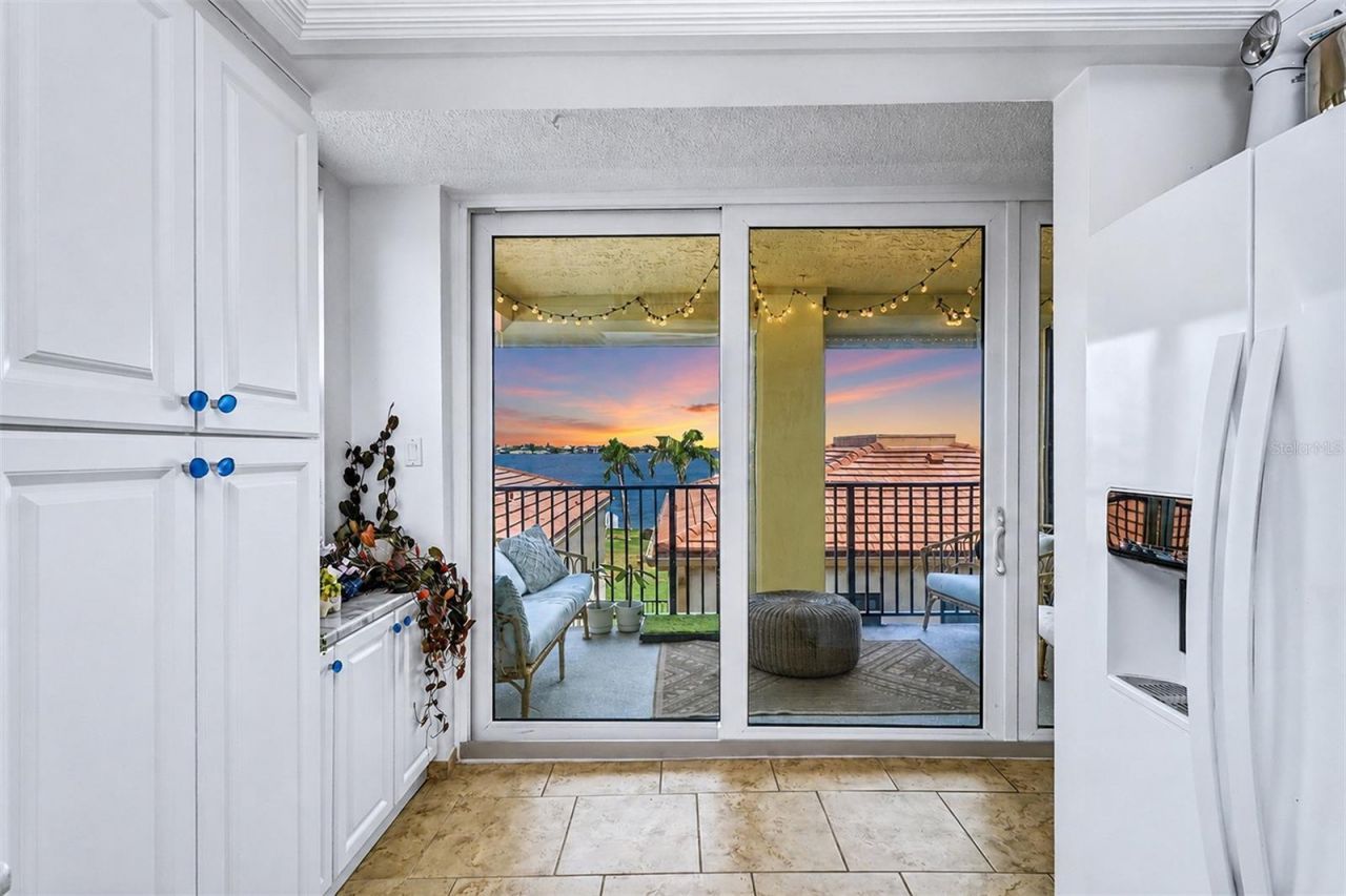 6145 Sun Boulevard, Unit 306, Saint Petersburg, FL 33715 Photo