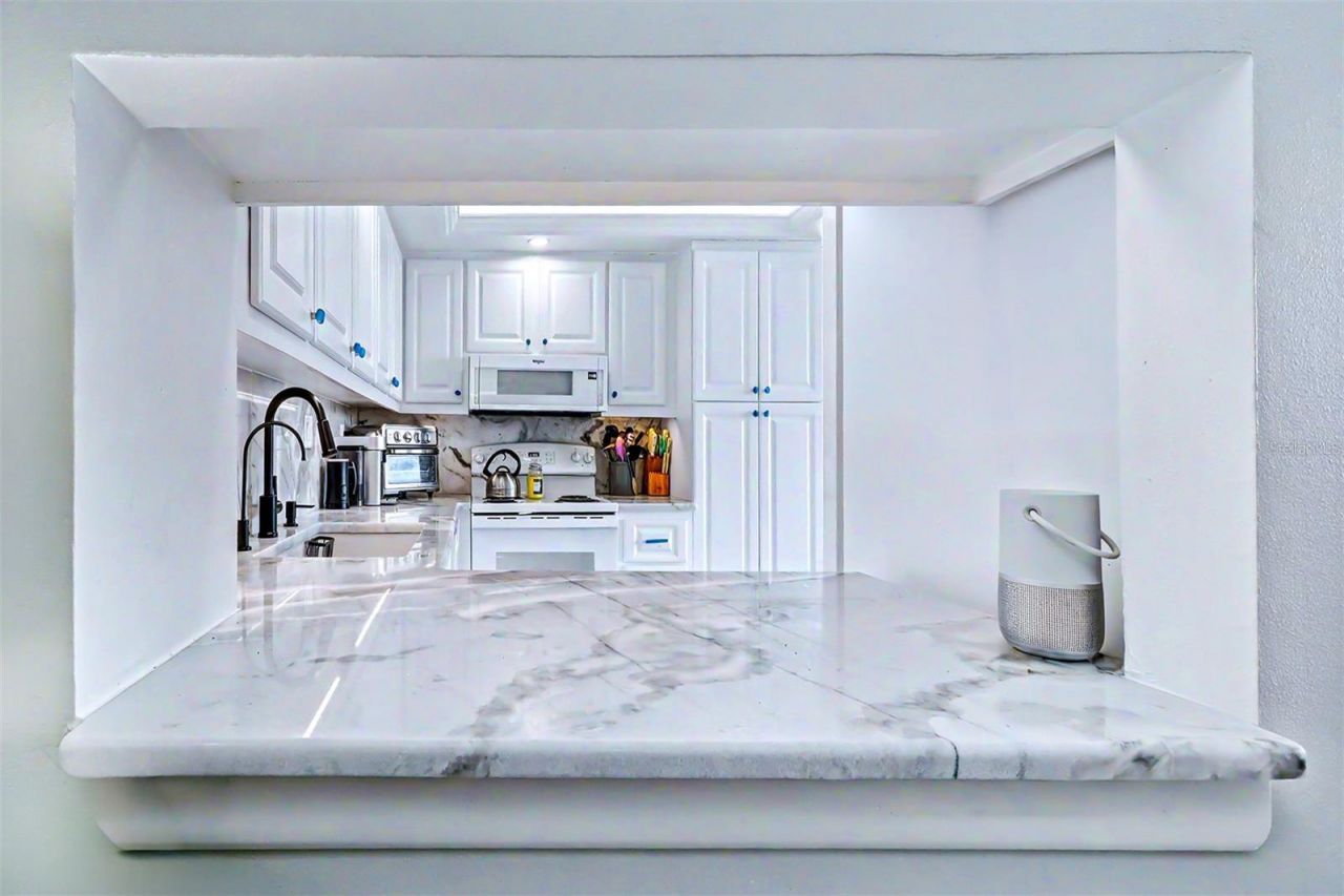 6145 Sun Boulevard, Unit 306, Saint Petersburg, FL 33715 Photo