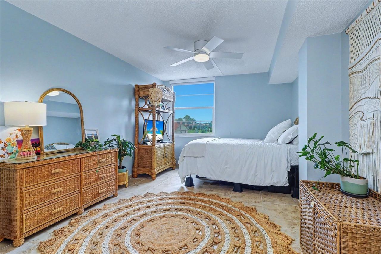 6145 Sun Boulevard, Unit 306, Saint Petersburg, FL 33715 Photo
